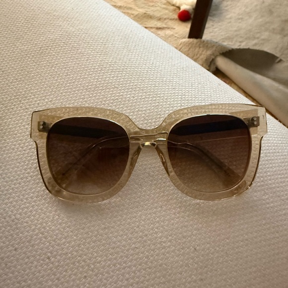 CHIMI 08 ecru sunglasses main image 7